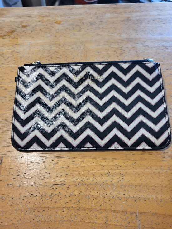 kate spade Handbags - kate spade Black and White Chevron Wristlet with Pink Accents